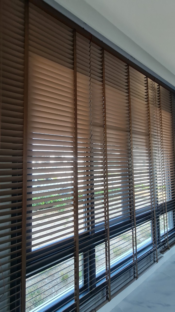 ติดตั้งมู่ลี่ไม้สังเคราะห์คอนโดปล่อยเช่า 24 ยูนิต ภาพที่ 2