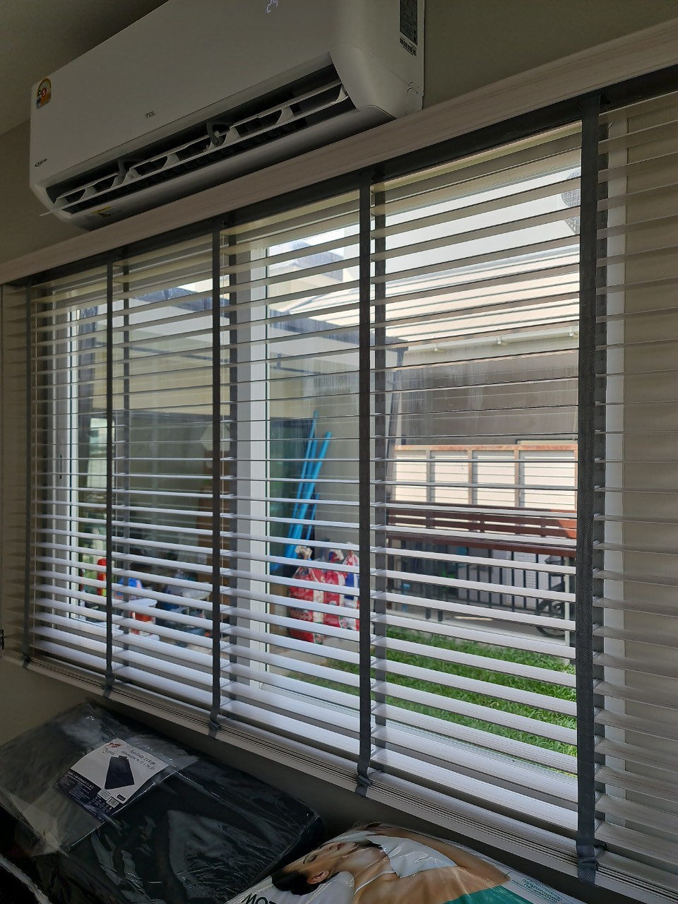 พรมแผ่นสำนักงานชั้นปฏิบัติการ 6 โซน