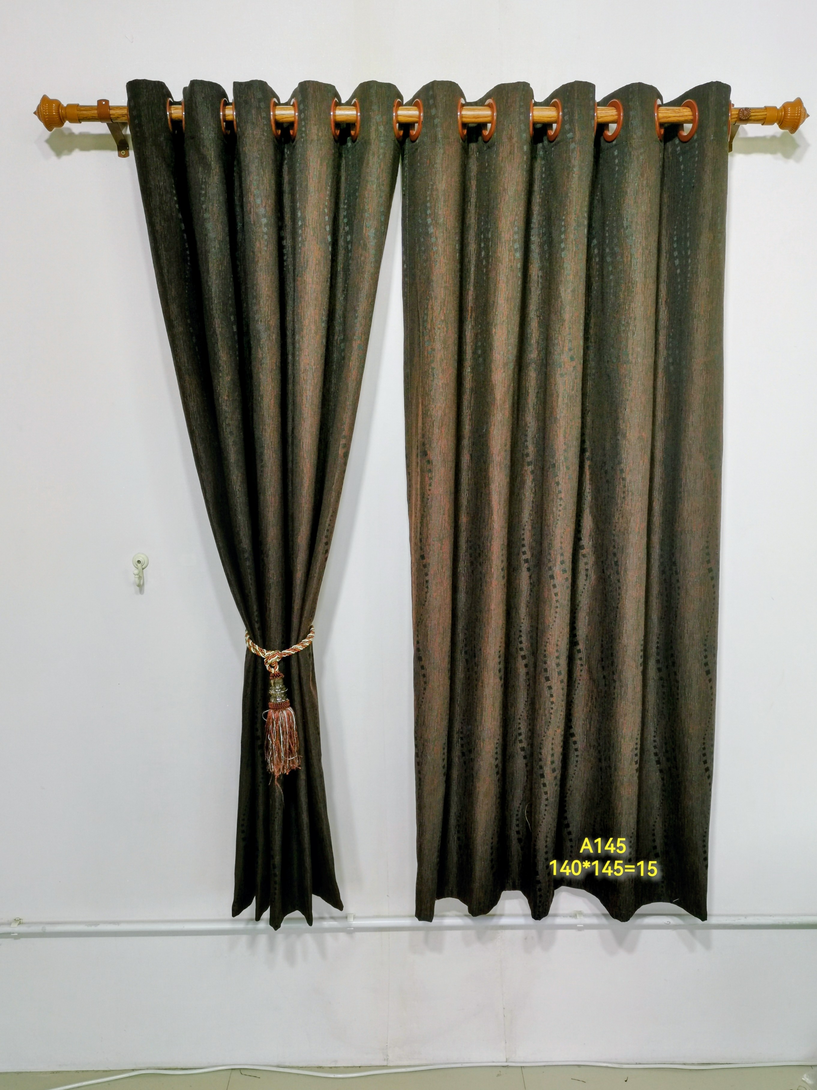 ม่านสำเร็จ กรองแสง199