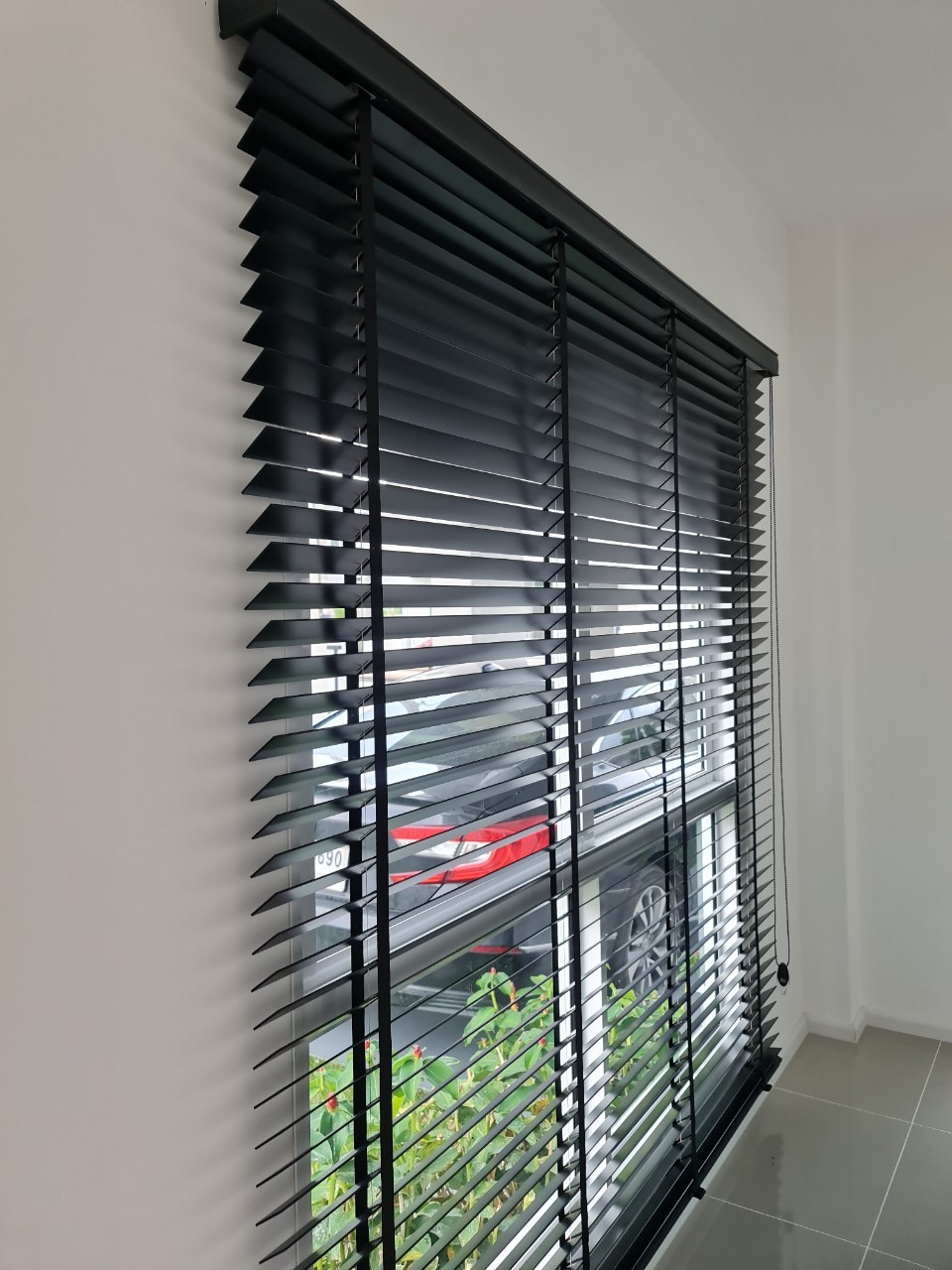 Atlanta Icy White Faux Wood Blind – 50mm Slat thumb 2