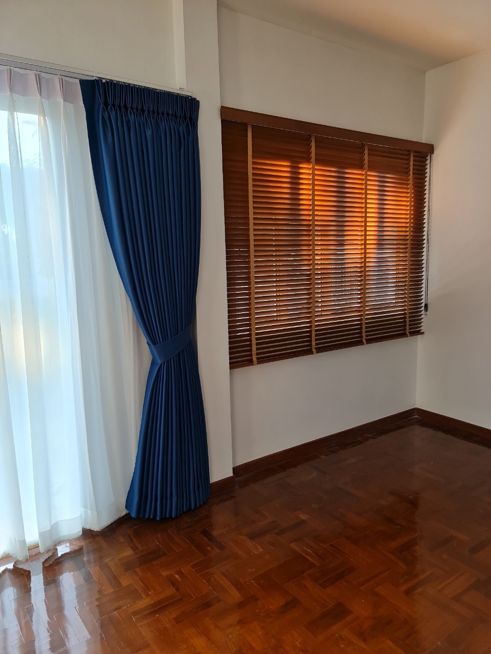 Qiaoze ผ้าม่านหรูสำหรับห้องนั่งเล่น ลายยุโรป thumb 3