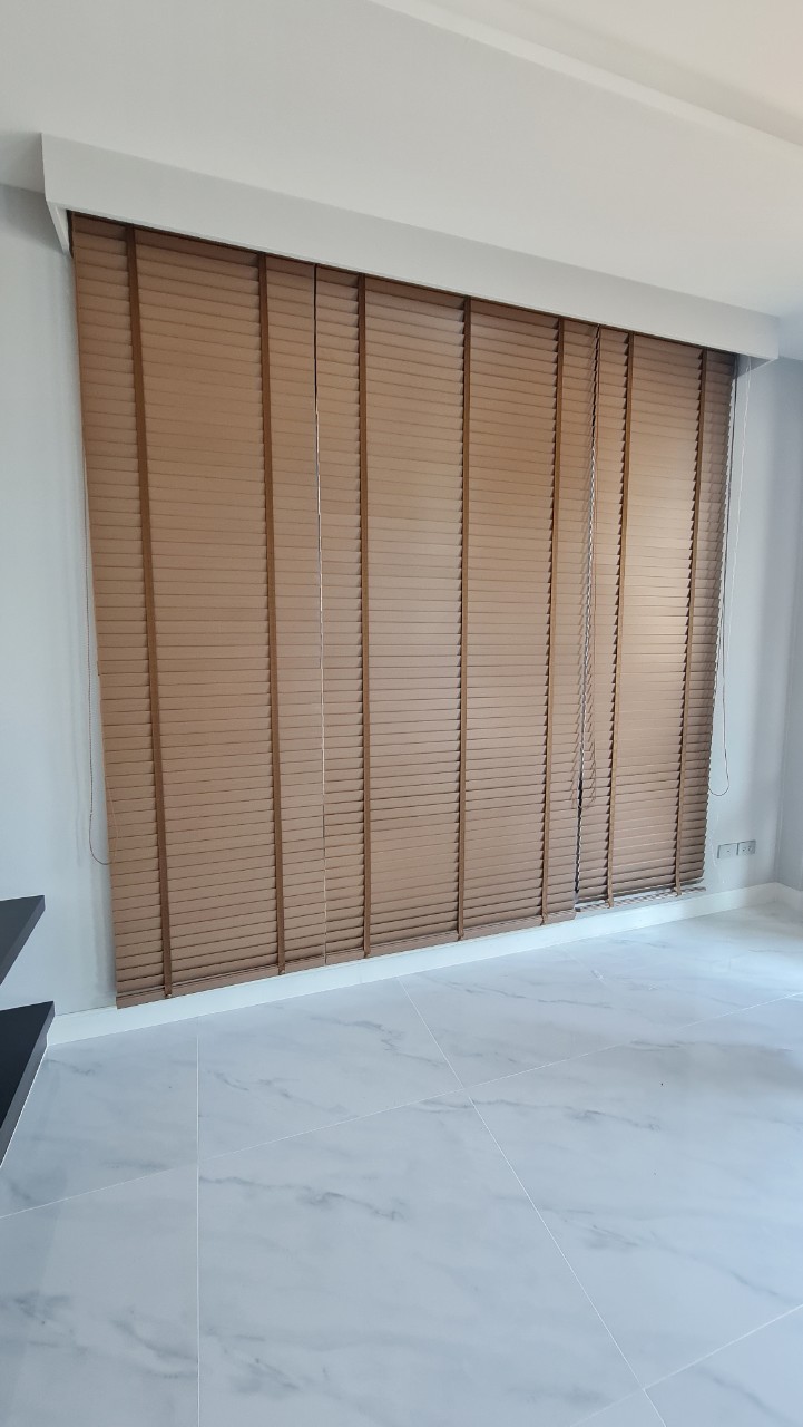 RB-04AP | ม่านพิมพ์ลาย รุ่นลายรถซุปเปอร์คาร์ & วิวธรรมชาติ