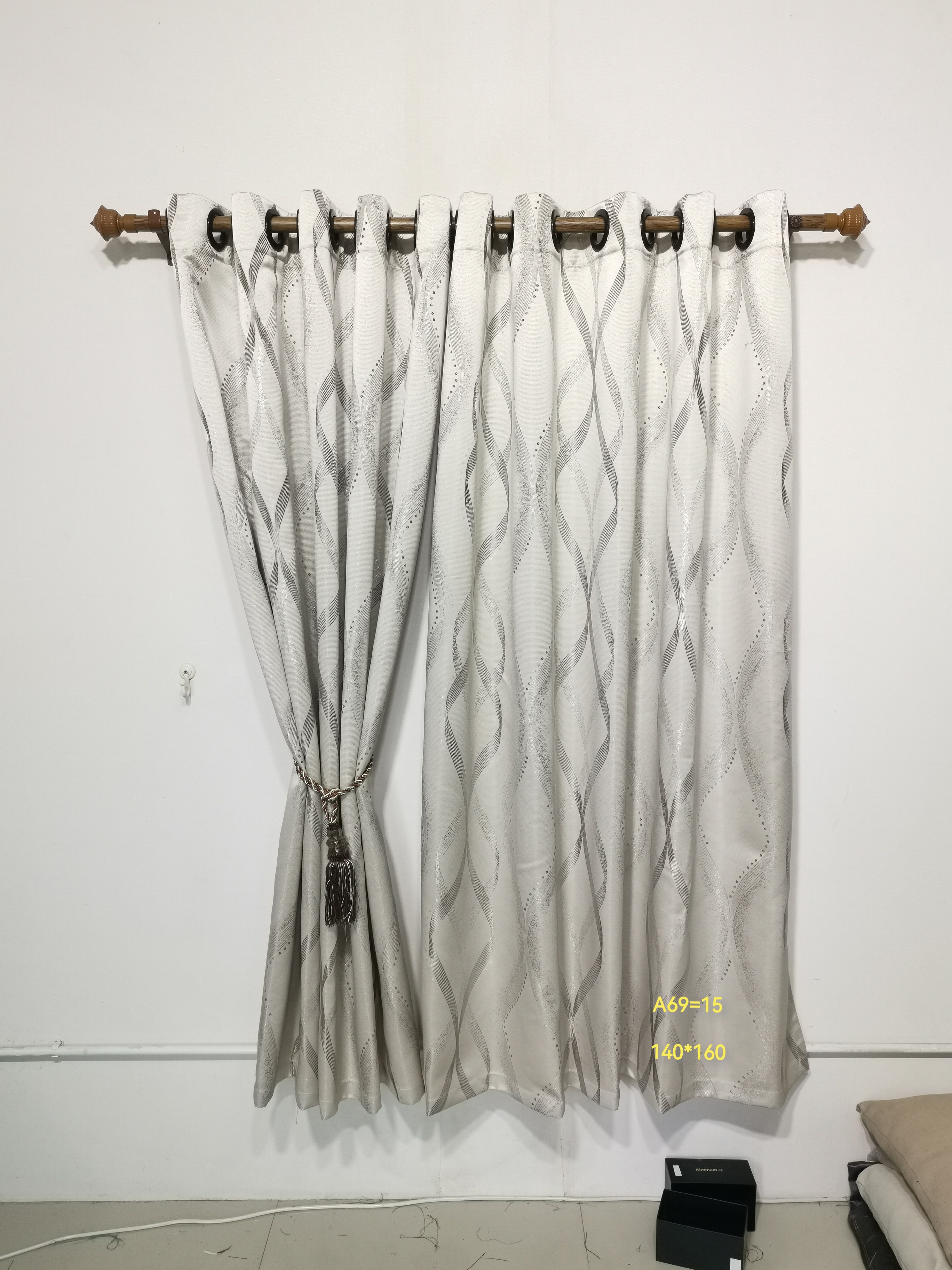 ม่านสำเร็จ กรองแสงลายสีสัน199 thumb 8