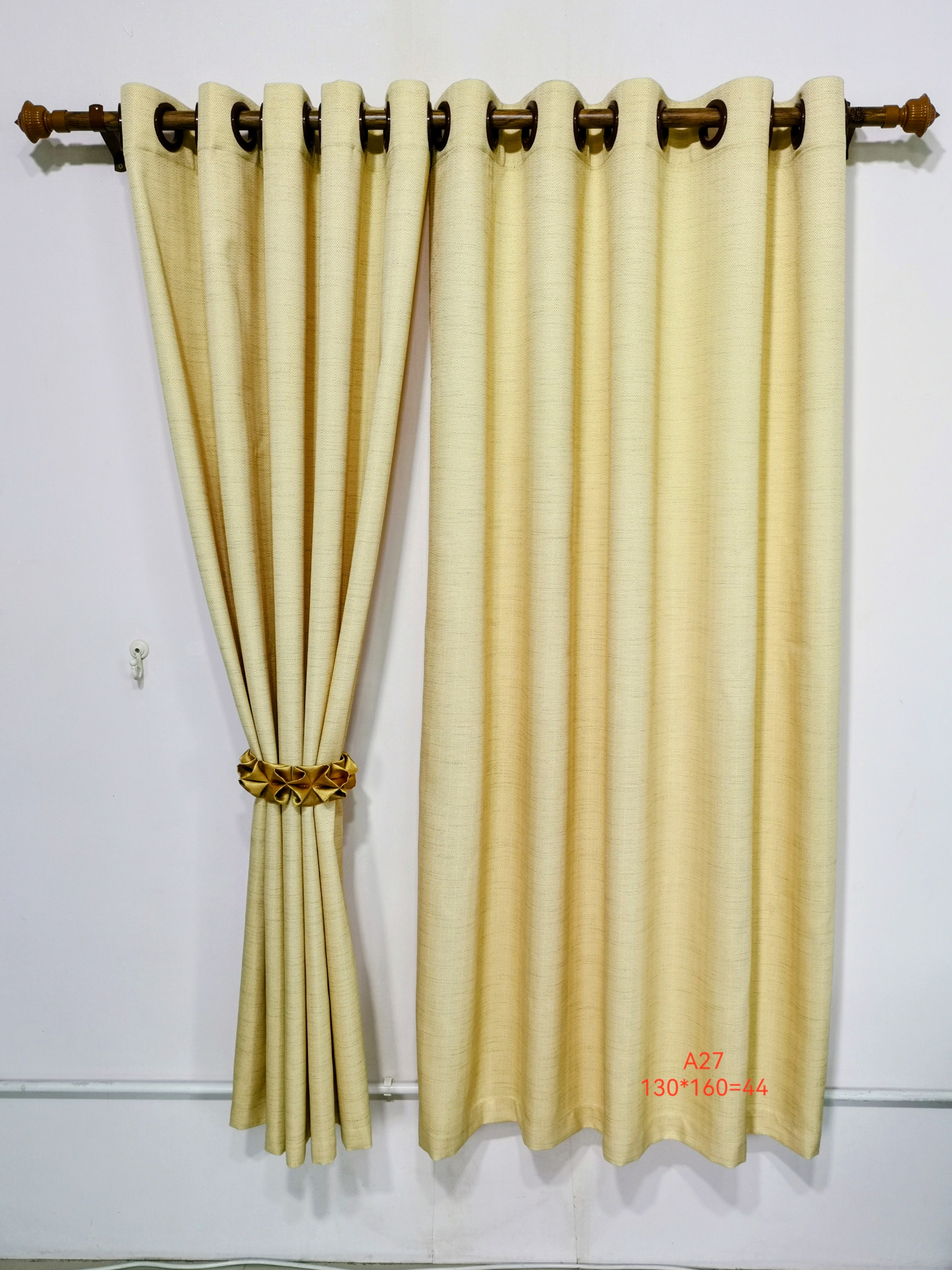 ม่านสำเร็จ กรองแสง199 thumb 2