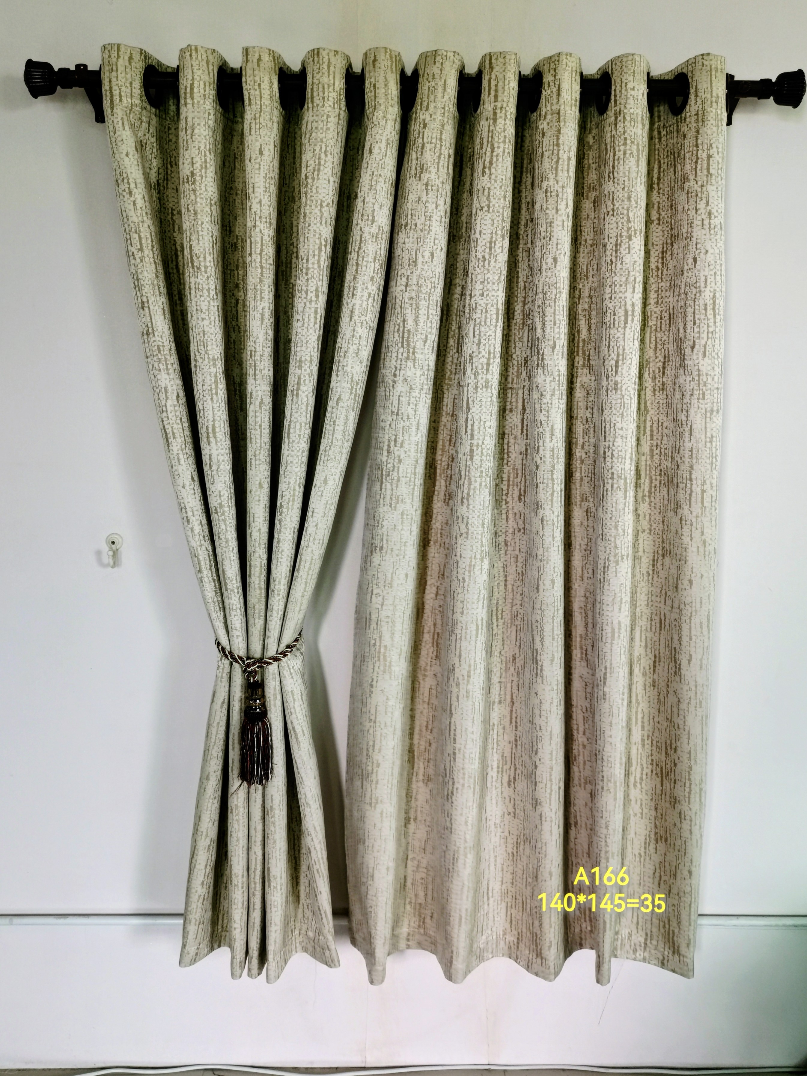 ม่านสำเร็จ กรองแสง199 thumb 2